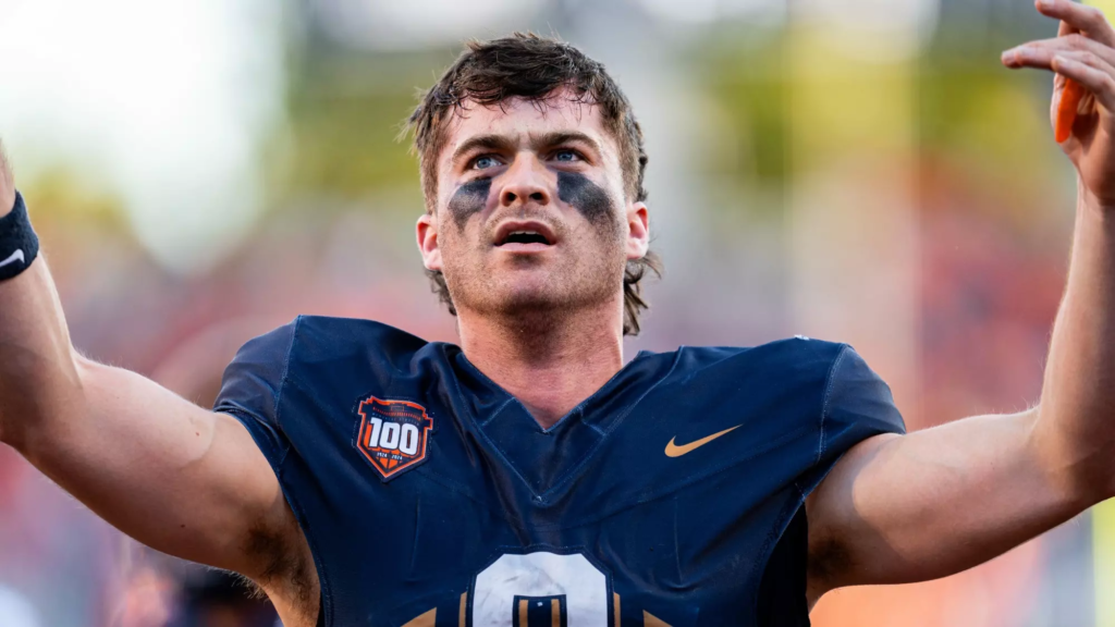 Luke Altmyer Biography: Stats, Age, Family, and Football Journey Luke Altmyer